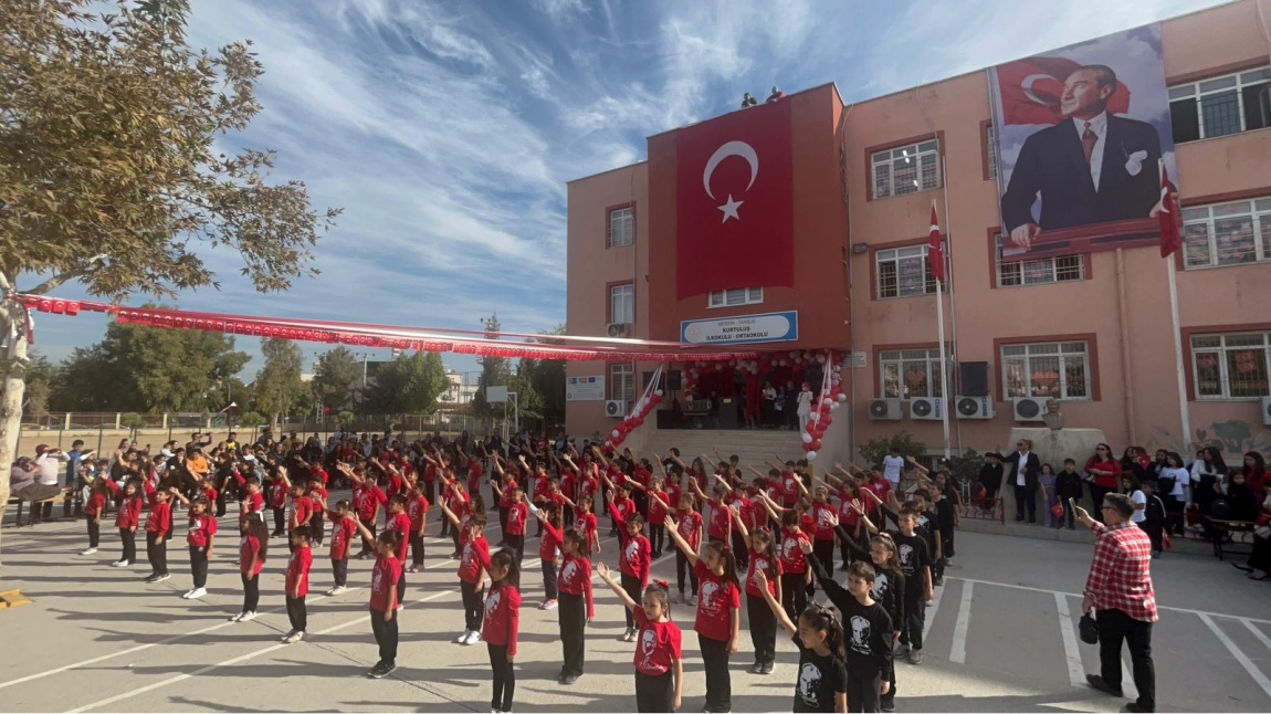 29 Ekim Cumhuriyet Bayramı'mızı Coşkuyla Kutladık